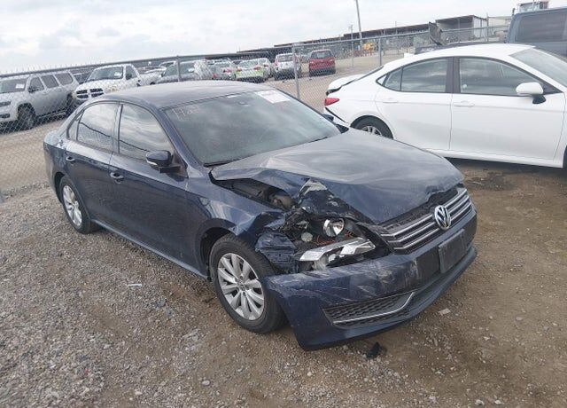2014 VOLKSWAGEN Passat