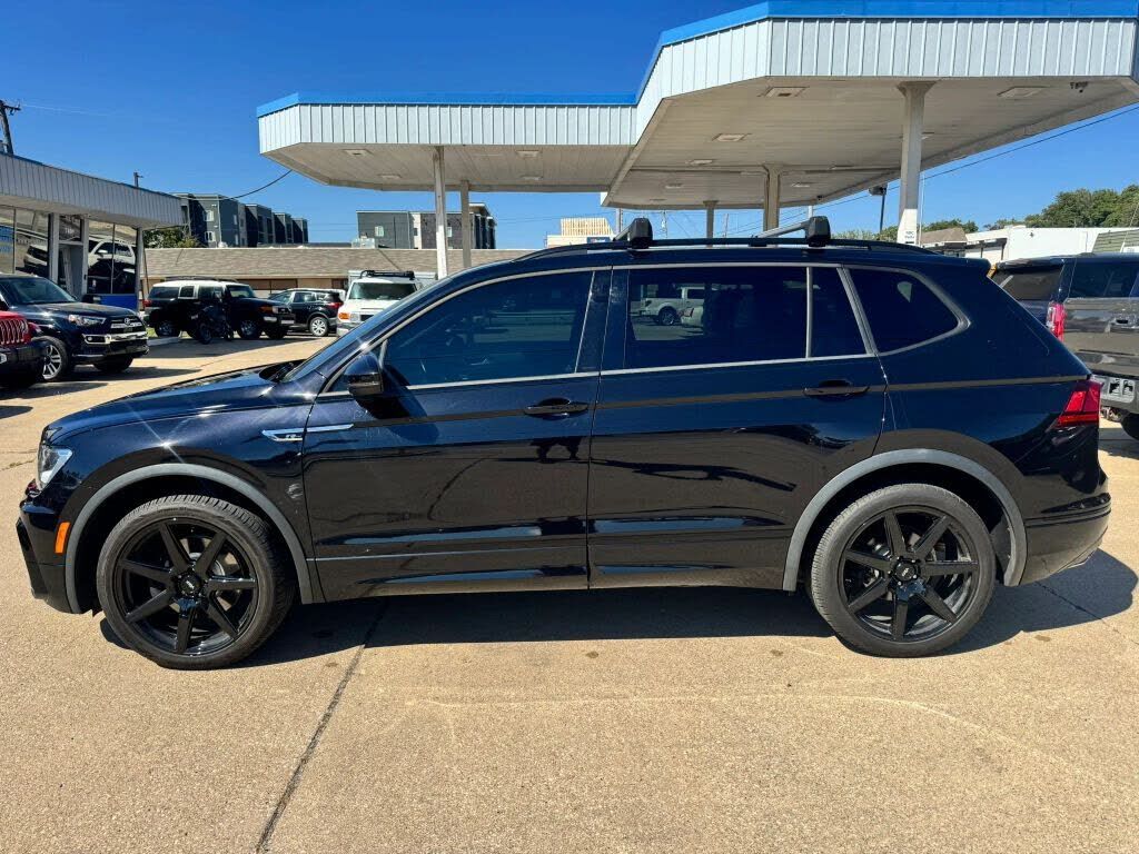 2021 VOLKSWAGEN Tiguan