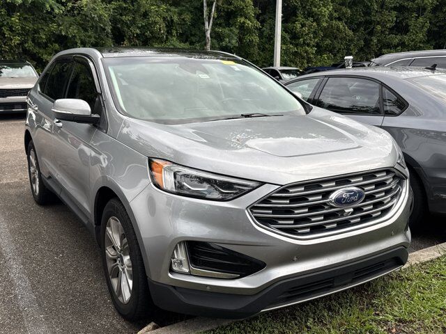 2022 FORD Edge
