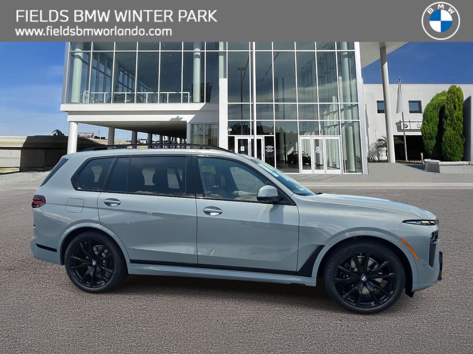 2027 BMW X7