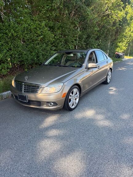 2010 MERCEDES-BENZ C-Class