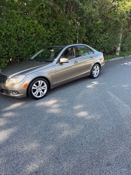 2010 Mercedes-Benz C-Class