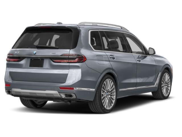 2027 BMW X7