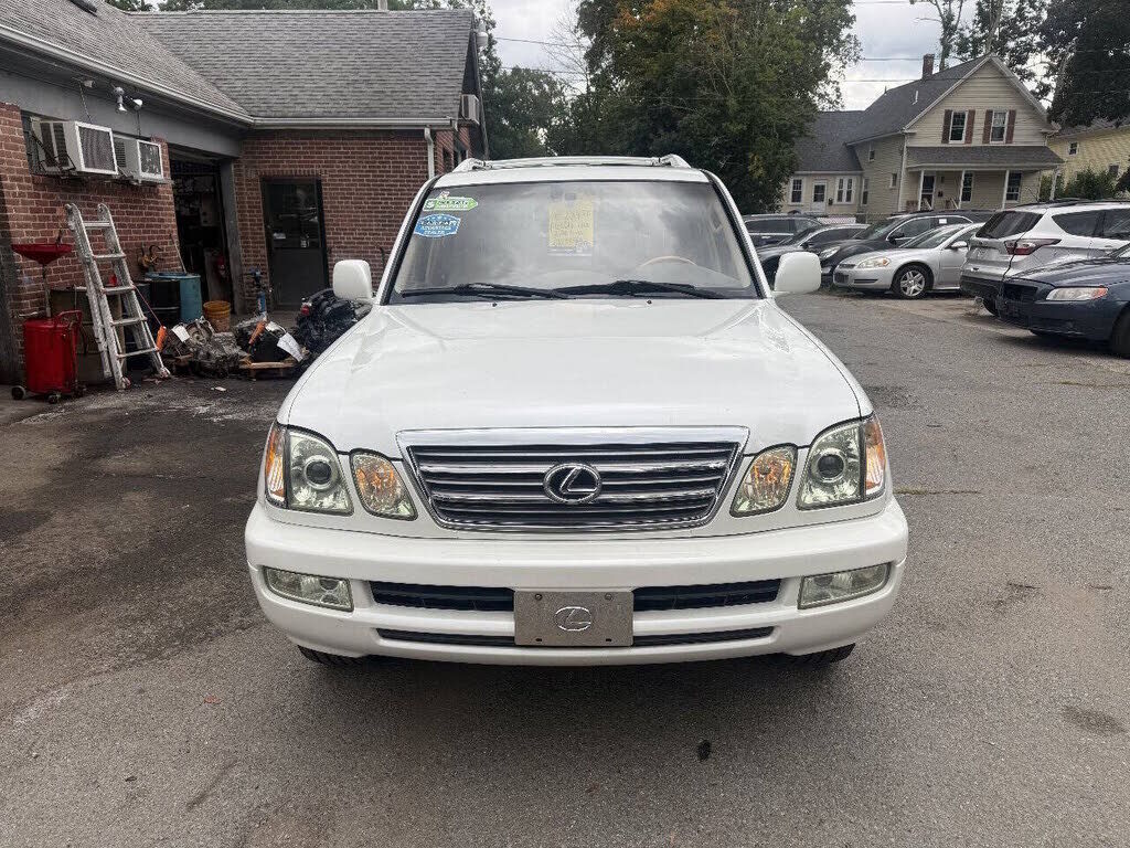 2003 Lexus LX