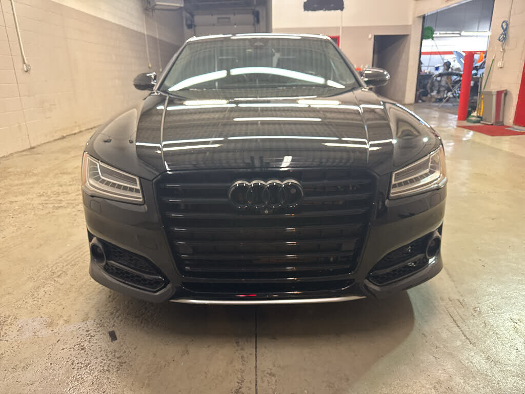 2017 Audi S8