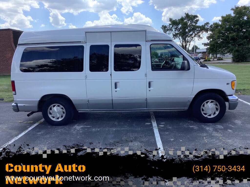 2000 FORD E-150