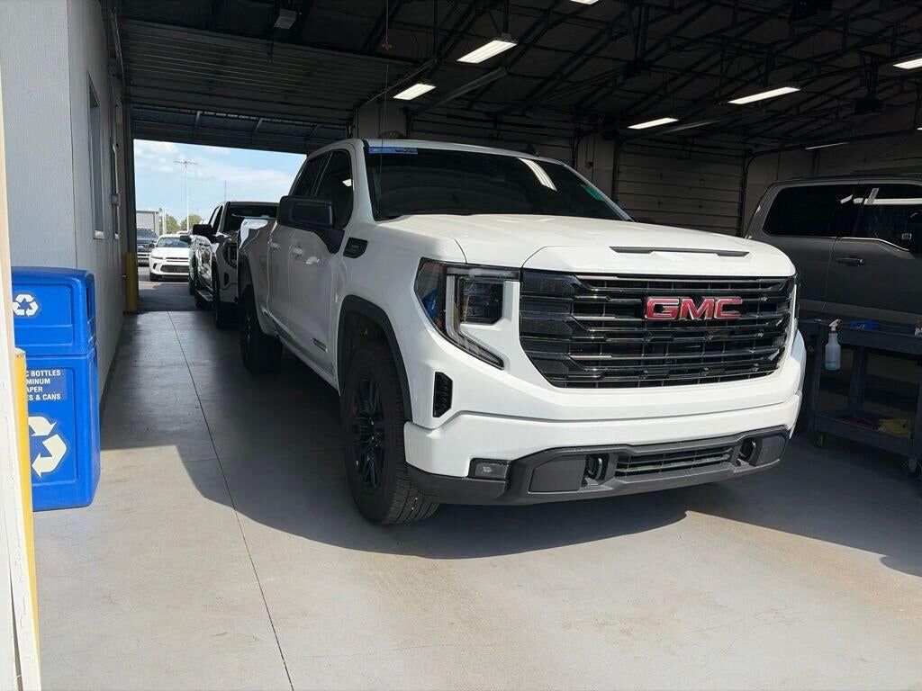2025 GMC Sierra