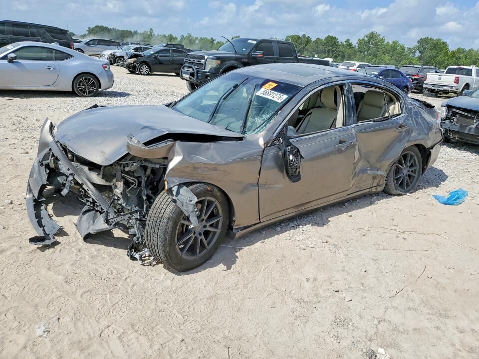 2013 INFINITI G37