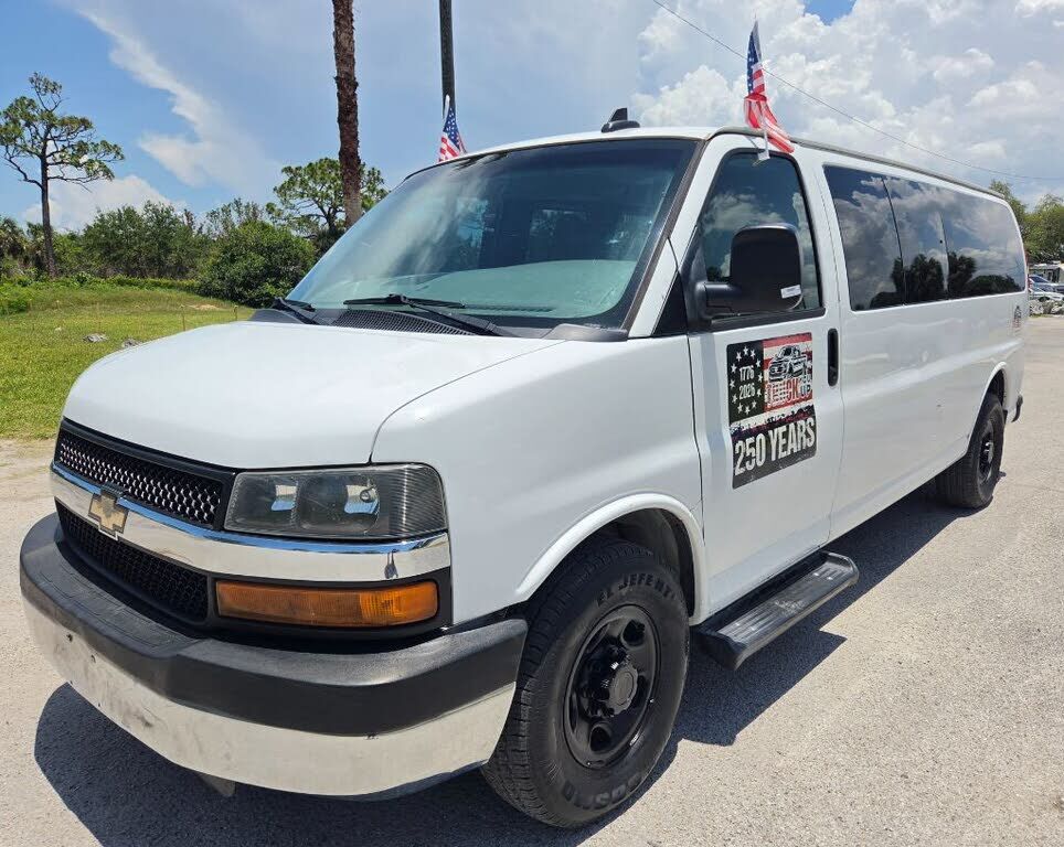 2016 CHEVROLET Express