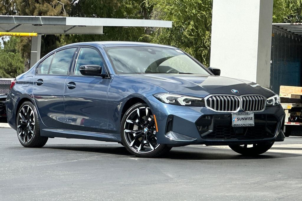 2025 BMW 330i