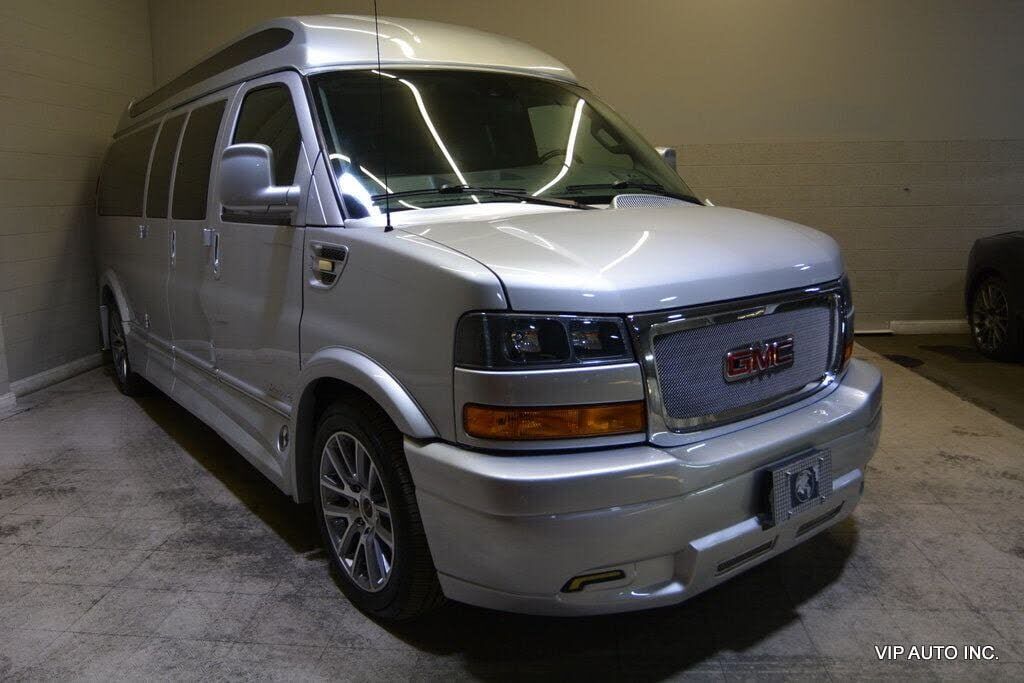 2020 GMC Savana