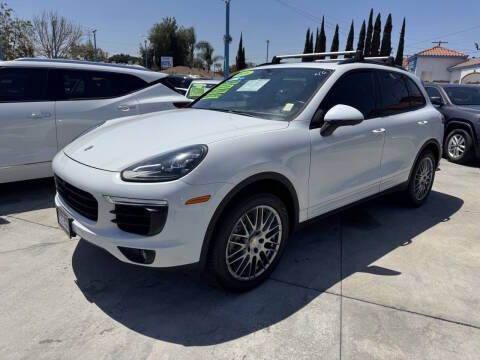 2016 PORSCHE Cayenne