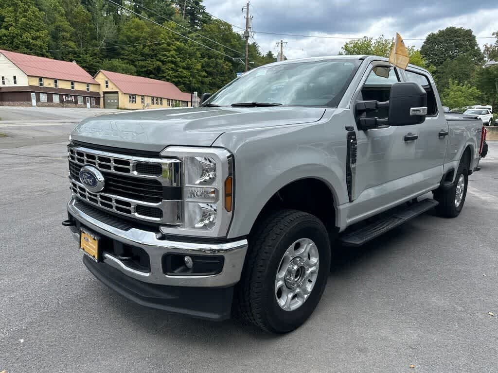 2025 FORD F-250