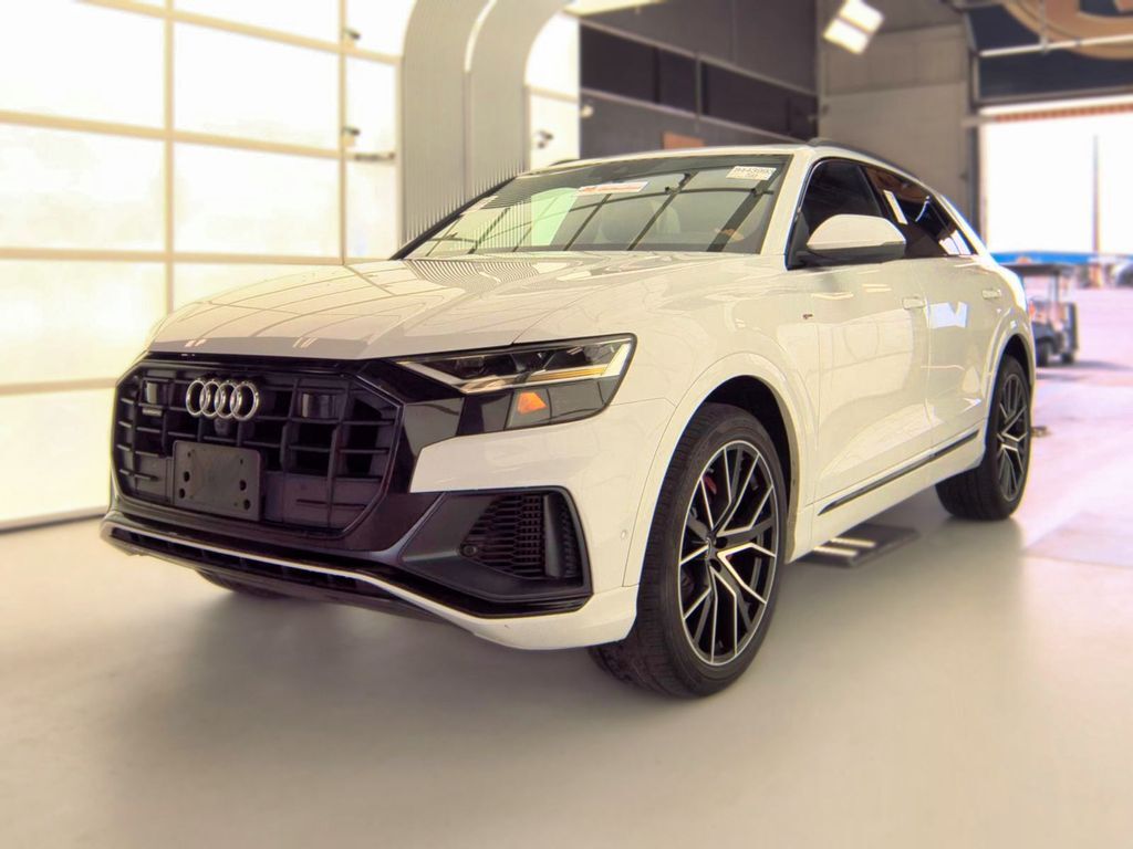 2022 Audi Q8