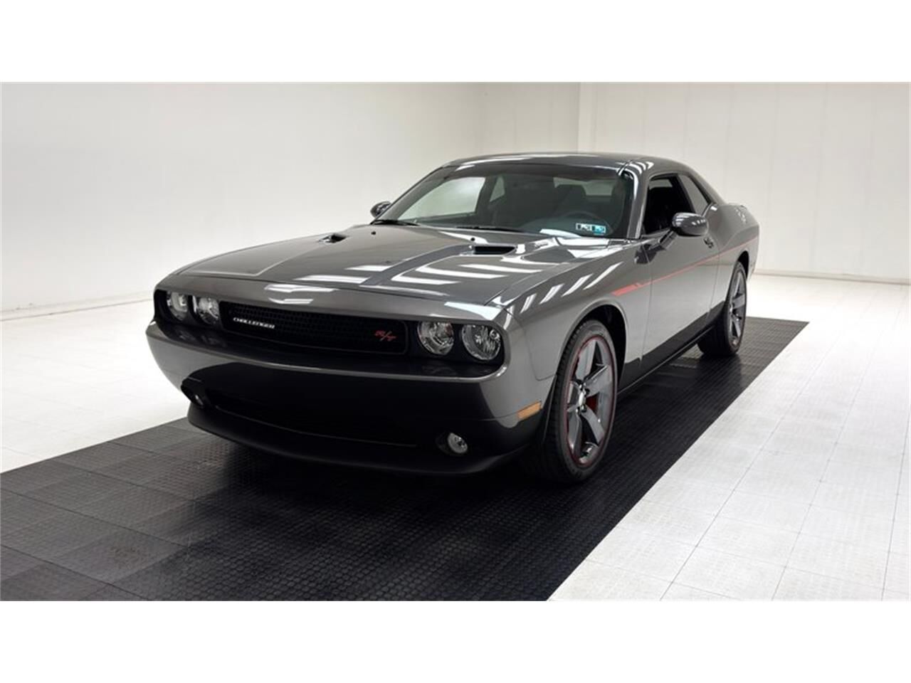 2013 DODGE Challenger