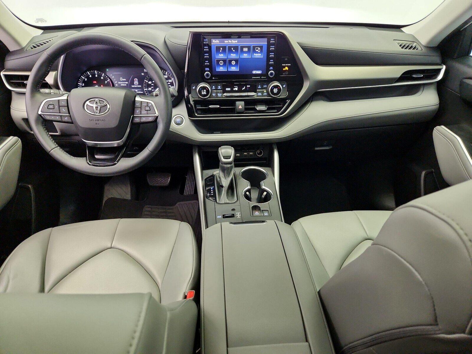 2021 TOYOTA Highlander