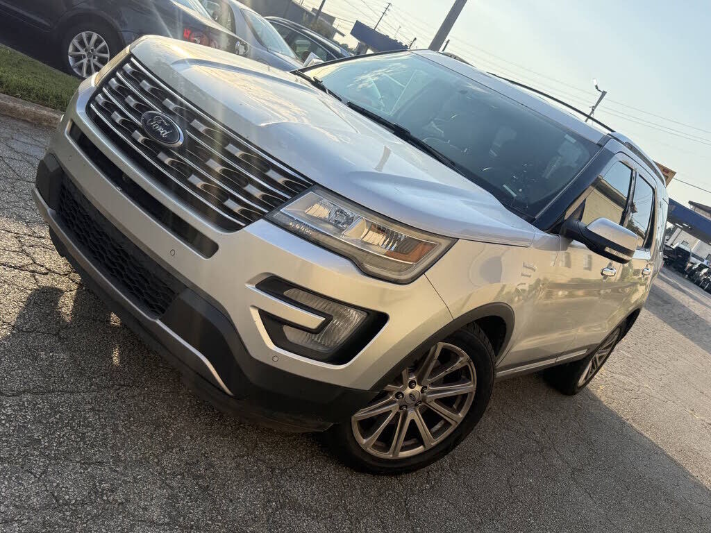 2017 FORD Explorer