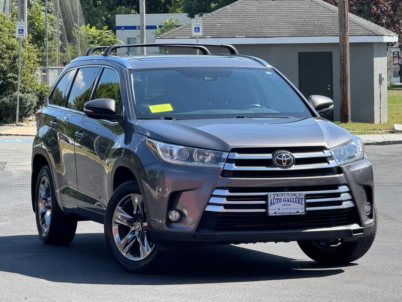2017 TOYOTA Highlander