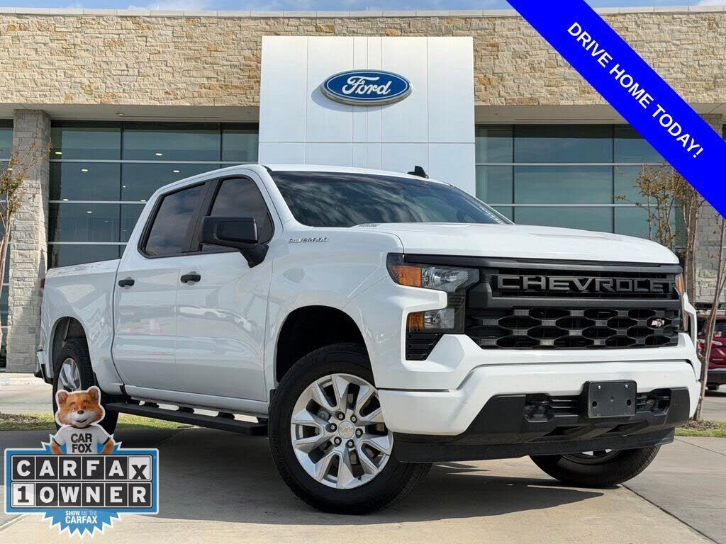 2024 CHEVROLET Silverado