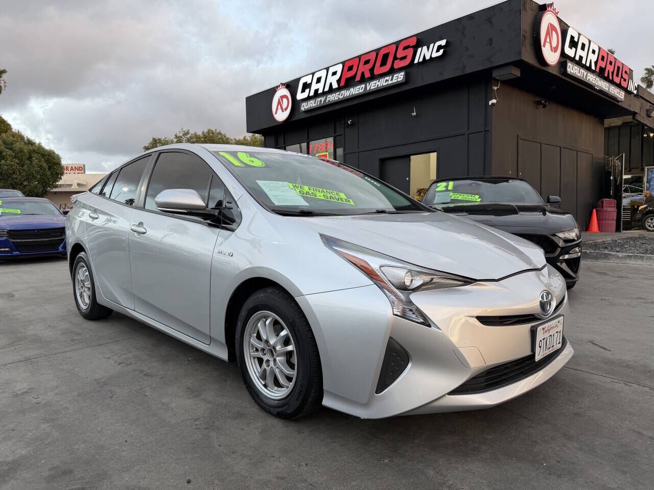 2016 TOYOTA PRIUS