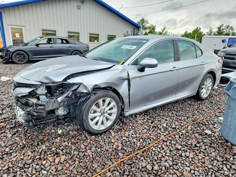 2019 TOYOTA Camry