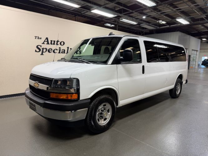 2024 CHEVROLET Express