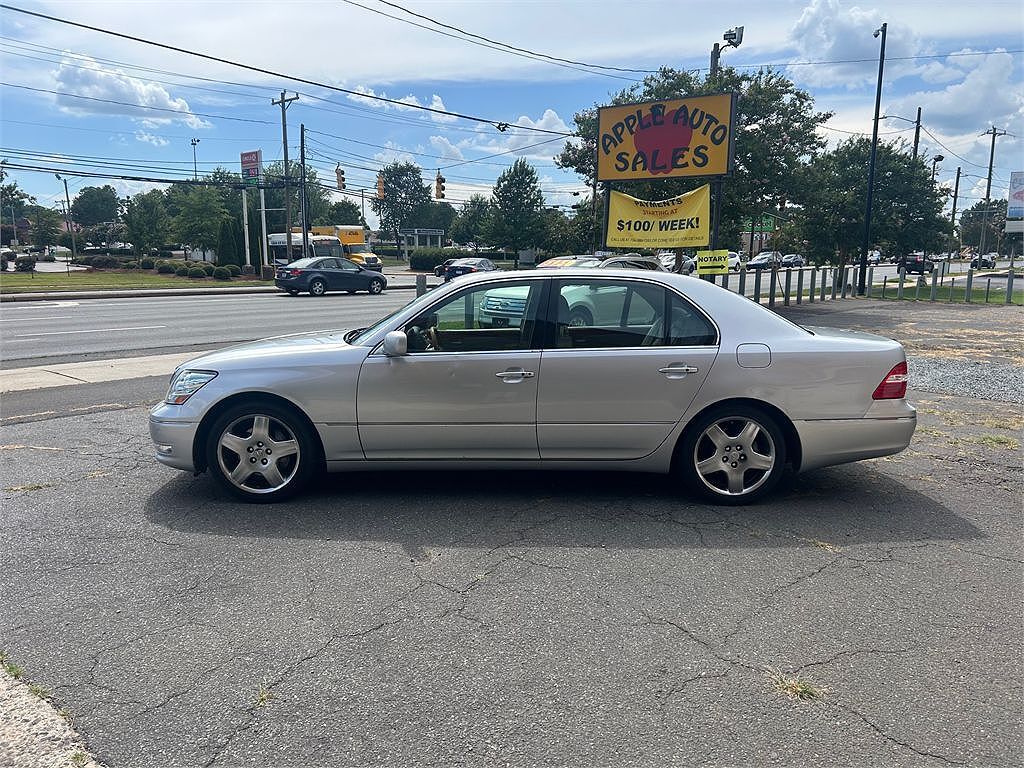 2005 LEXUS LS