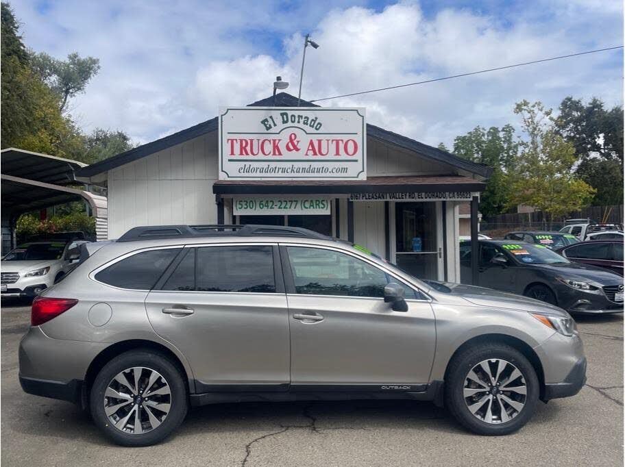 2015 SUBARU Outback