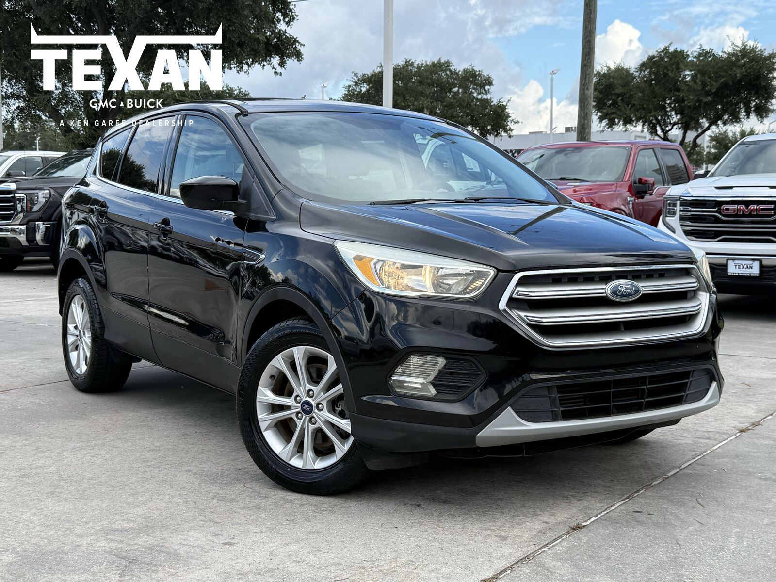 2017 FORD Escape