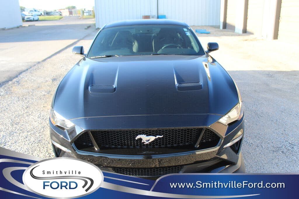 2020 FORD Mustang
