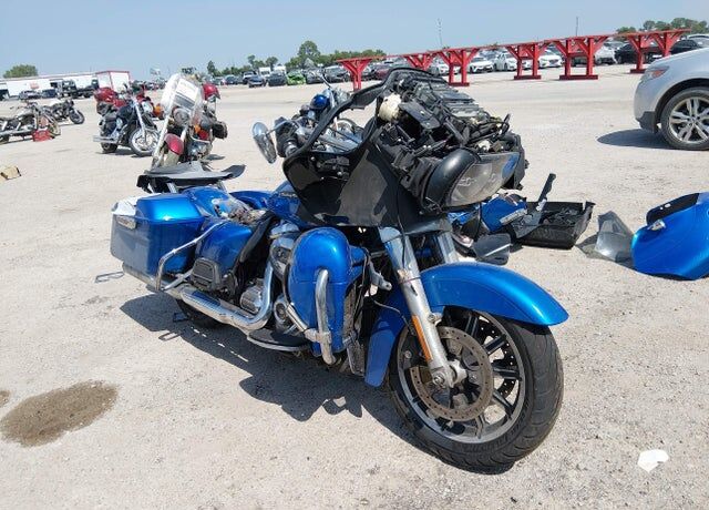 2018 HARLEY DAVIDSON FLTRU / Road Glide Ultra