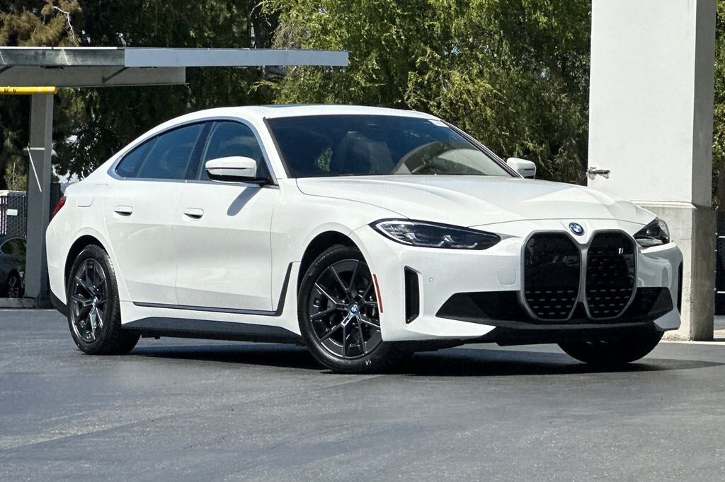 2023 BMW i4