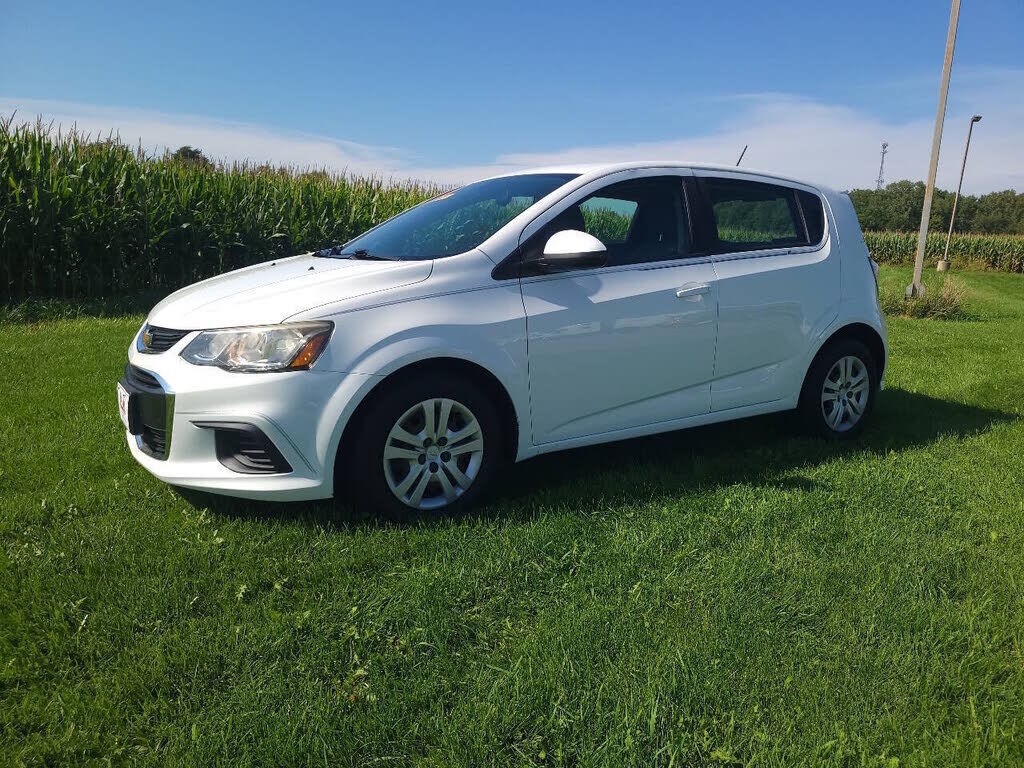 2017 CHEVROLET Sonic