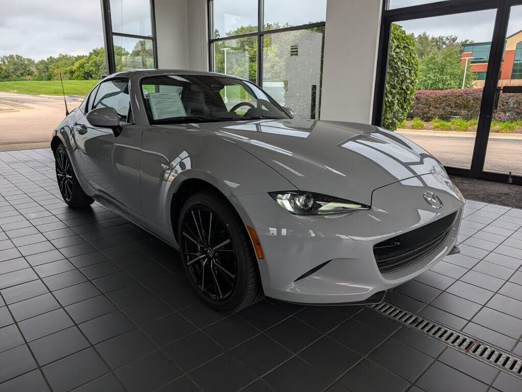 2025 MAZDA MX-5