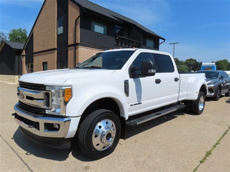 2017 FORD F-450