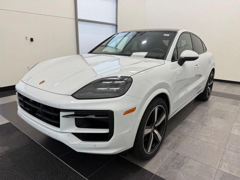 2026 PORSCHE Cayenne