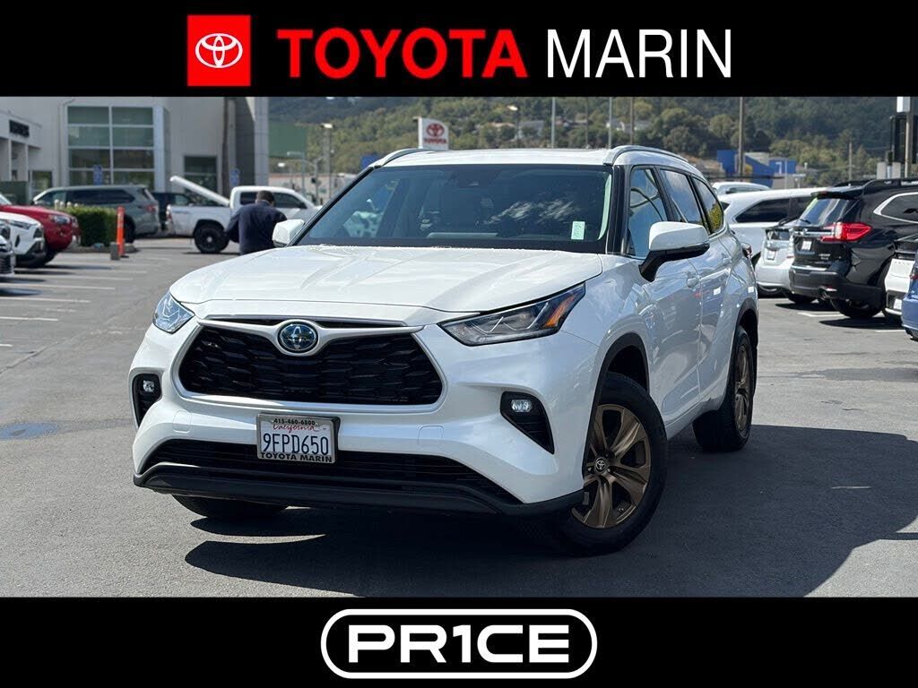 2023 TOYOTA Highlander
