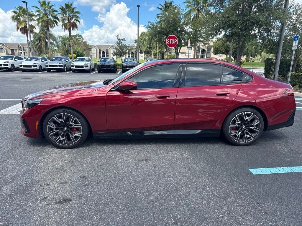 2025 BMW i5