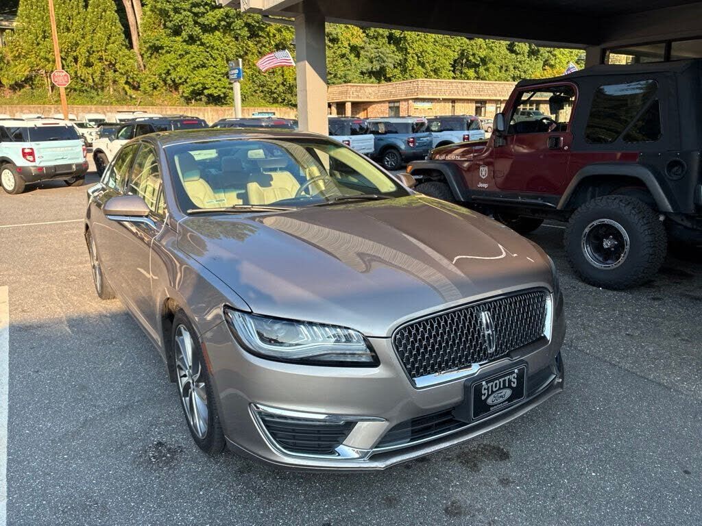 2019 LINCOLN MKZ