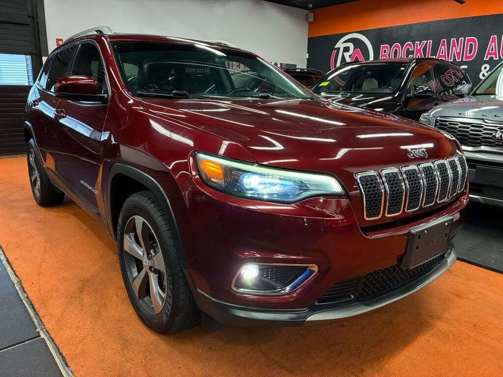 2019 JEEP Cherokee