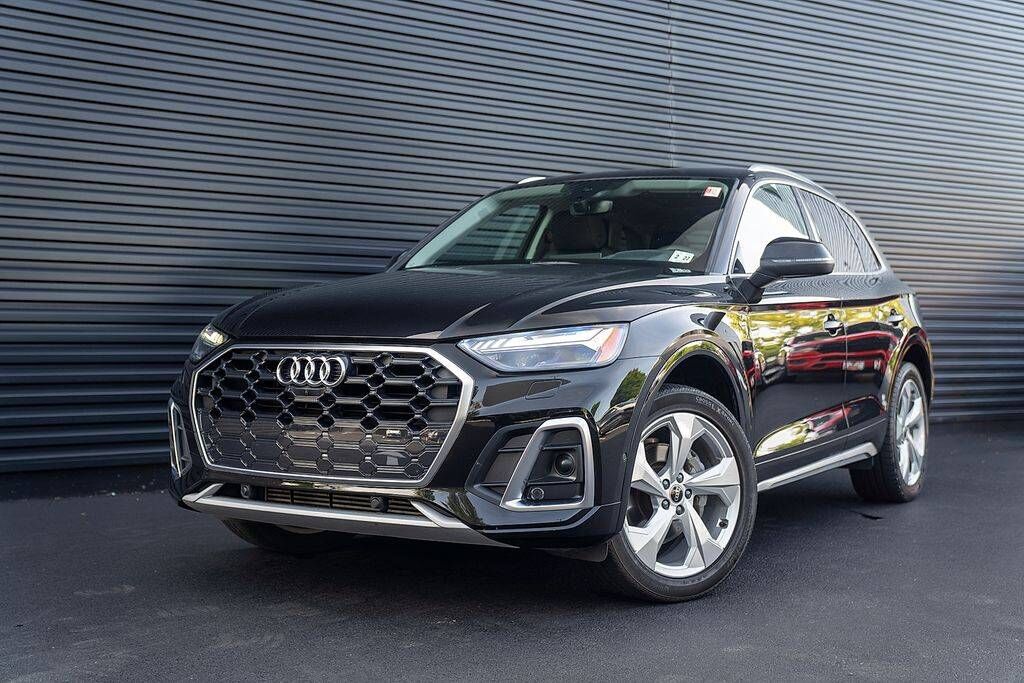 2022 AUDI Q5