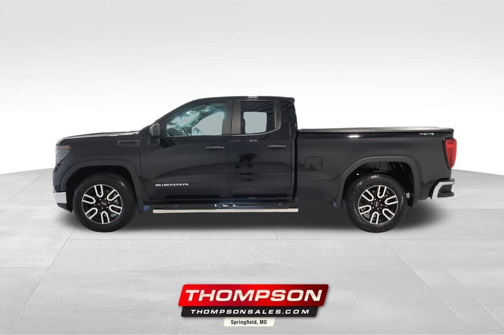 2023 GMC Sierra