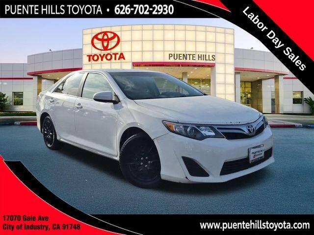 2013 TOYOTA Camry