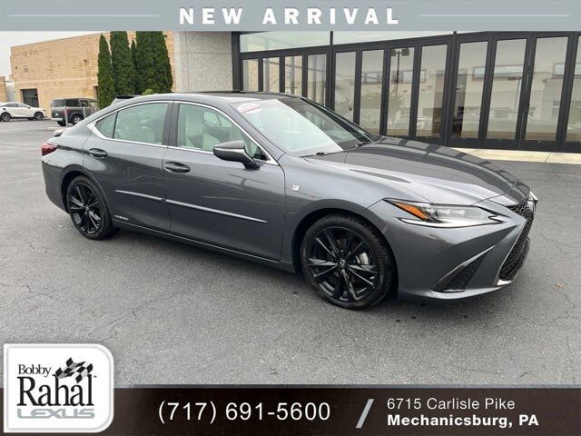 2022 LEXUS ES
