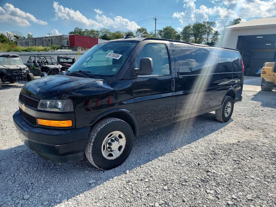 2022 CHEVROLET Express