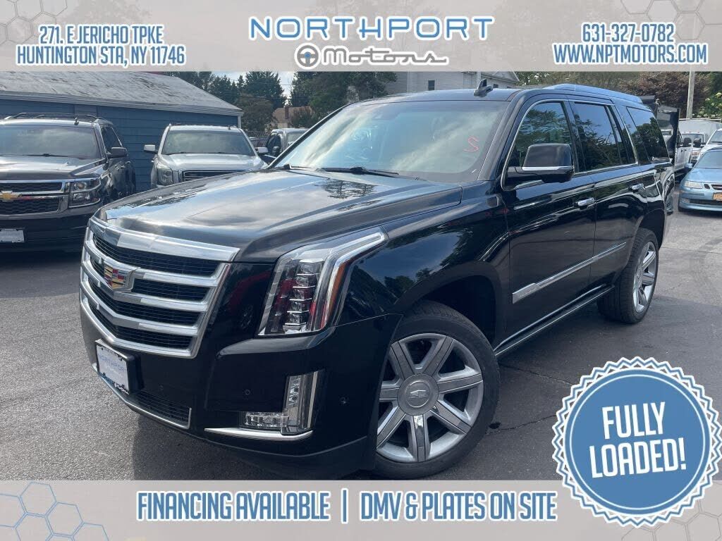 2017 CADILLAC Escalade