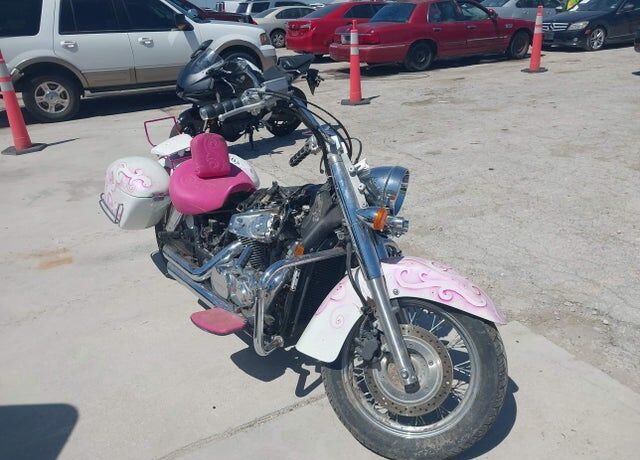 2009 HONDA VT750