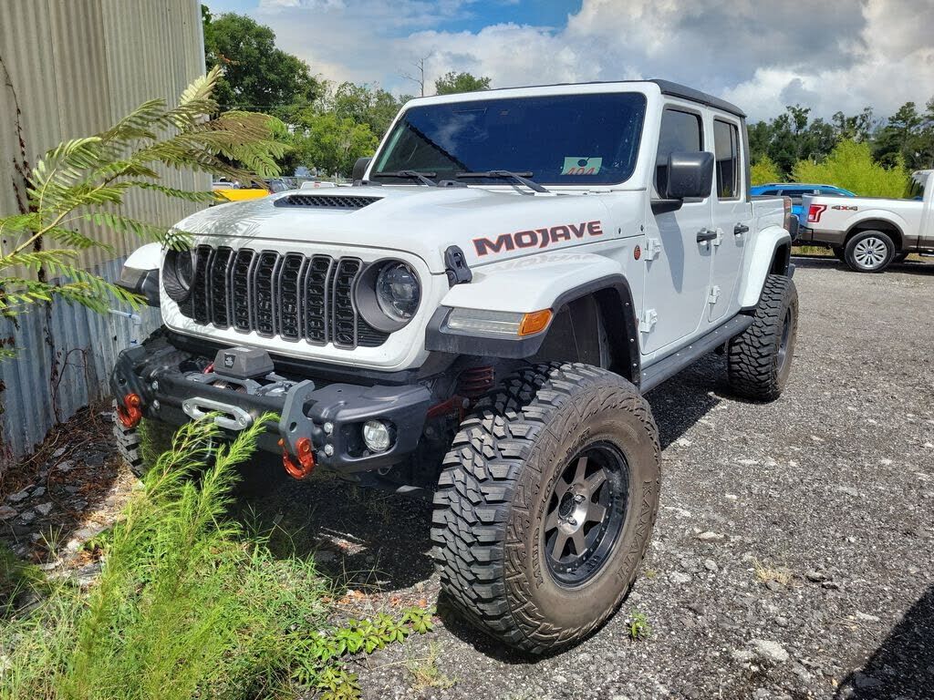2024 JEEP Gladiator