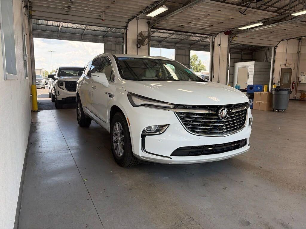 2023 BUICK Enclave