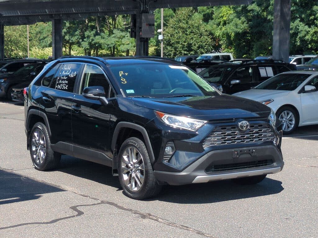 2019 TOYOTA RAV4